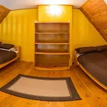 Zloty Potok Resort Oferta Lato 2026 Domki Nad Jeziorem Zlotnickim Prywatna Plaza Camping Pokoje Tuz Przy Lesie Oraz Restauracja 3* Zloty Potok (Luban)