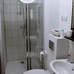 Zloty Potok Resort Oferta Lato 2026 Domki Nad Jeziorem Zlotnickim Prywatna Plaza Camping Pokoje Tuz Przy Lesie Oraz Restauracja 3*