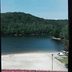 度假村 Zloty Potok Resort Oferta Lato 2026 Domki Nad Jeziorem Zlotnickim Prywatna Plaza Camping Pokoje Tuz Przy Lesie Oraz Restauracja 佐洛季波季克