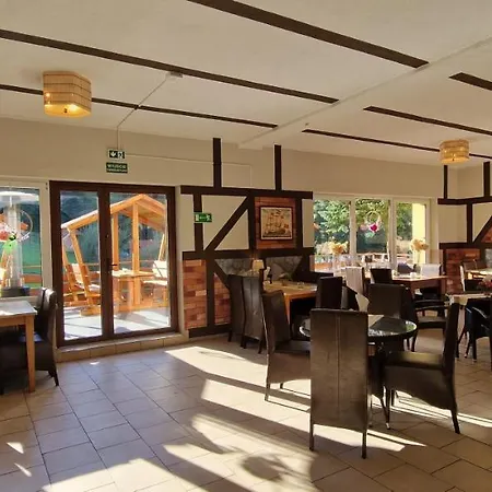 Resort Lato 2026 Nad Jeziorem Zlotnickim Prywatna Plaza Tuz Przy Lesie Oraz Restauracja