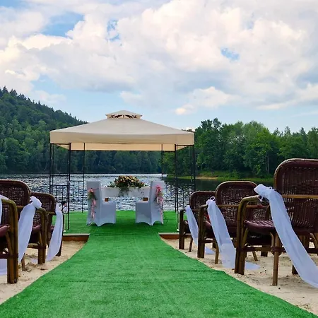 Lato 2026 Nad Jeziorem Zlotnickim Prywatna Plaza Tuz Przy Lesie Oraz Restauracja 3* Zloty Potok (Luban)