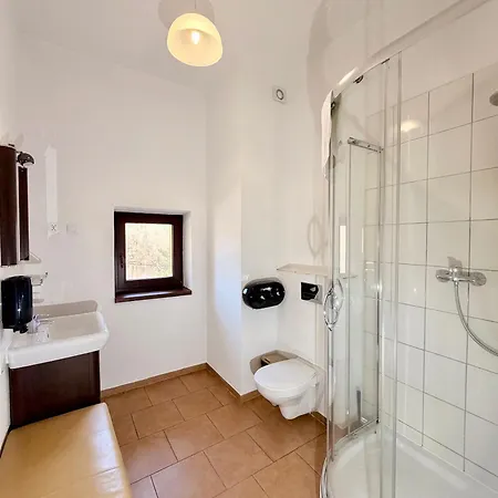 Resort Lato 2026 Nad Jeziorem Zlotnickim Prywatna Plaza Tuz Przy Lesie Oraz Restauracja
