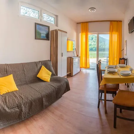 Lato 2026 Nad Jeziorem Zlotnickim Prywatna Plaza Tuz Przy Lesie Oraz Restauracja Resort Zloty Potok (Luban)